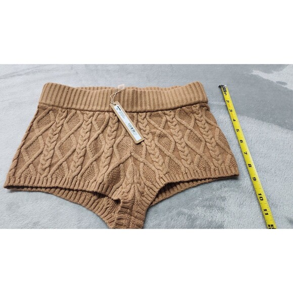 NWT SKIMS Womens XS Dark Honey Snow Bunny Shop Cableknit Shorts - Picture 3 of 5